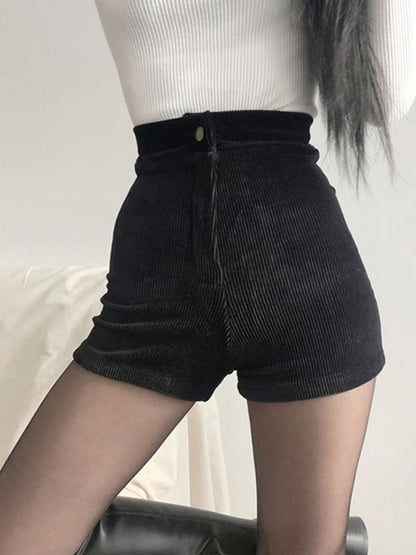 Classic Vintage Pants with a Flattering Fit