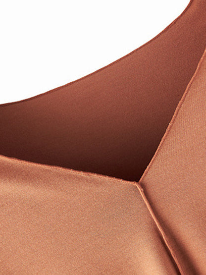 Beautifully Finished Garment in a Timeless Design