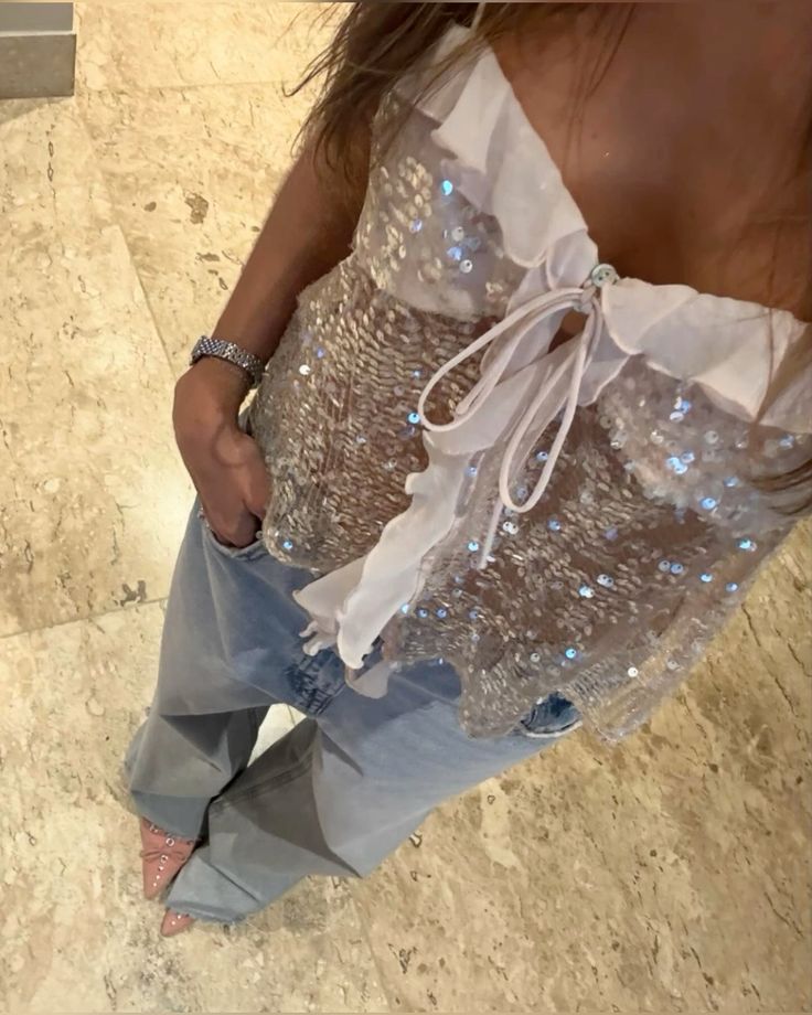 Beautifully Crafted Top in a Classic Style