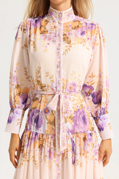 Sophisticated Dress with a Clean Classic Look