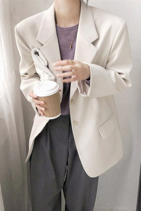 Well Tailored Garment with a Graceful Silhouette
