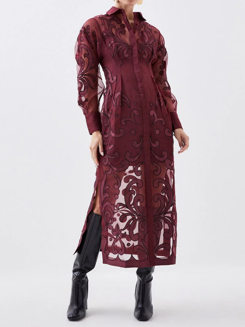 Well Tailored Dress with a Graceful Silhouette