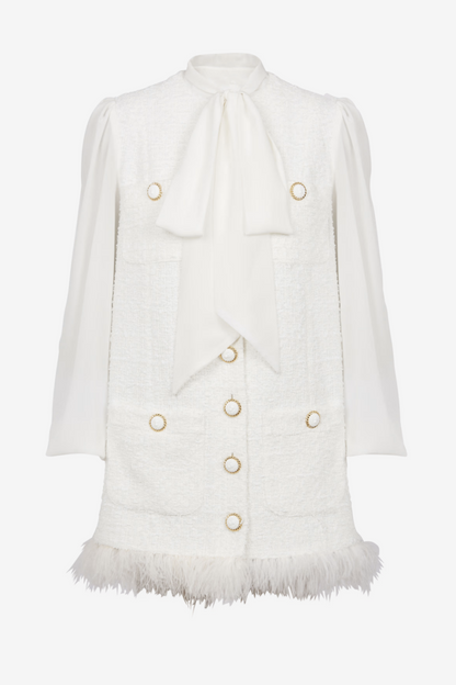 Effortlessly Elegant Dress with a Timeless Design