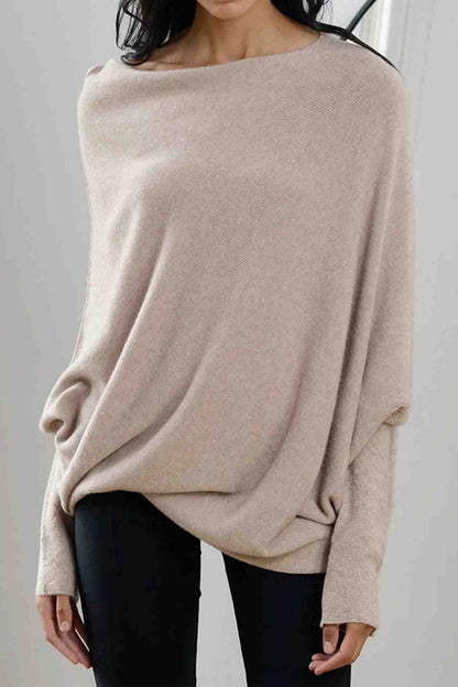 Effortlessly Elegant Top with a Timeless Design