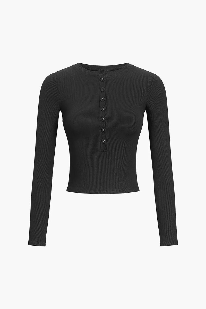 Well Tailored Shirt with a Graceful Silhouette