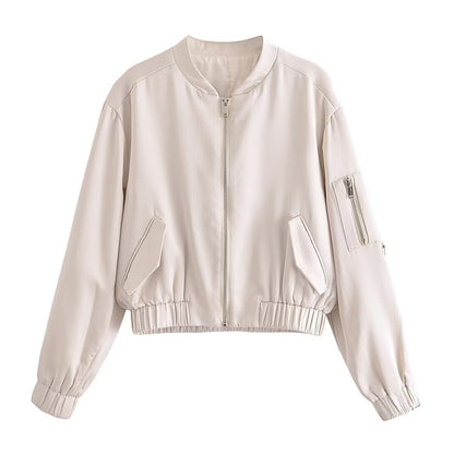 Well Tailored Jacket with a Graceful Silhouette