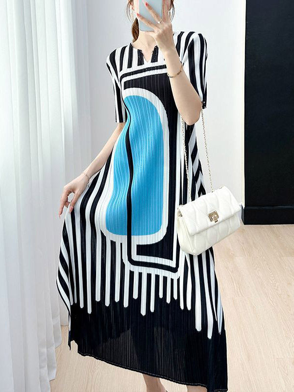 Sophisticated Dress with a Clean Classic Look