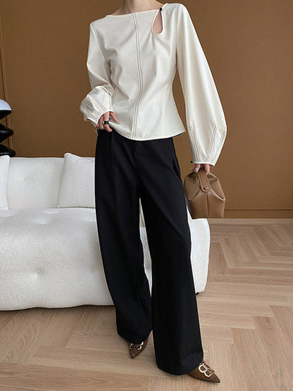 Sophisticated Blouse with a Clean Classic Look