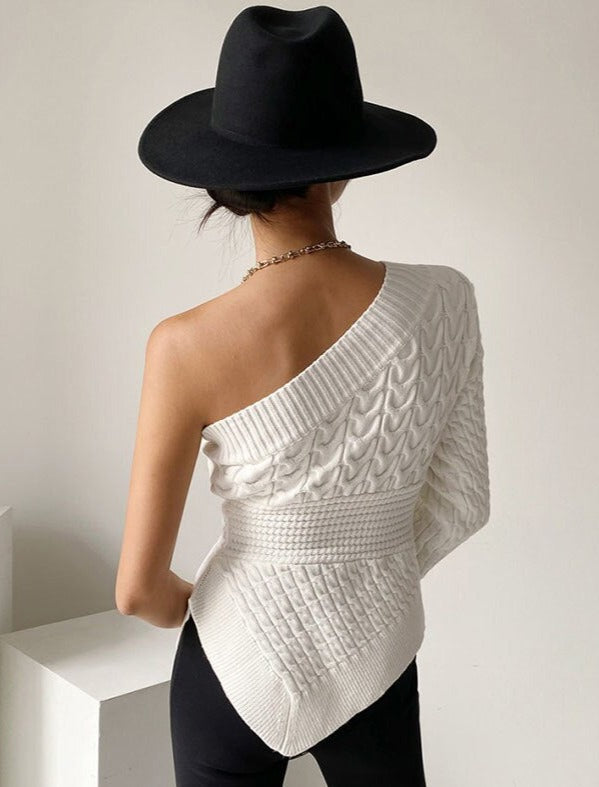 Beautifully Crafted Top in a Classic Style