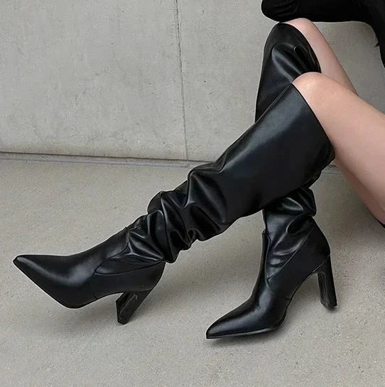 Polished Boots with an Effortless Classic Look