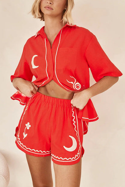 Effortlessly Elegant Garment with a Timeless Design