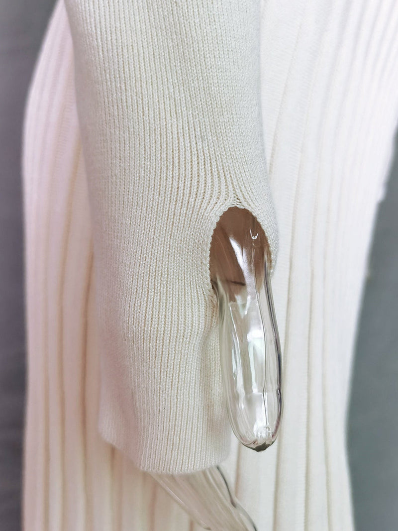 Beautifully Crafted Sweater in a Classic Style