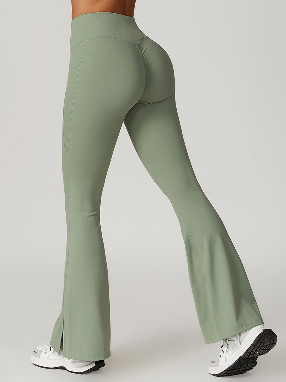 Classic Vintage Garment with a Flattering Fit