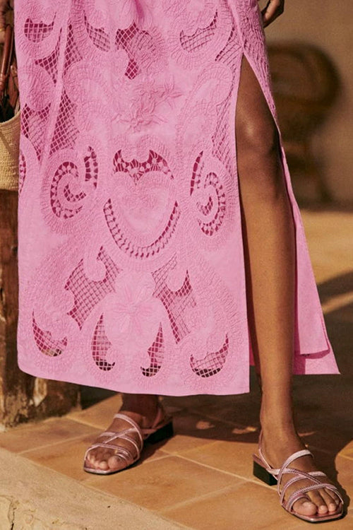 Beautifully Finished Garment in a Timeless Design