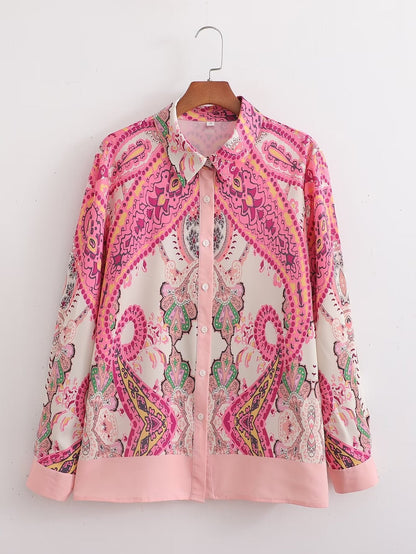 Beautifully Crafted Blouse in a Classic Style