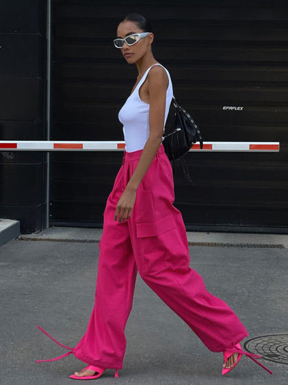 Well Tailored Pants with a Graceful Silhouette
