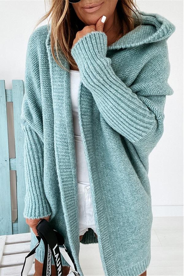 Effortlessly Elegant Cardigan with a Timeless Design