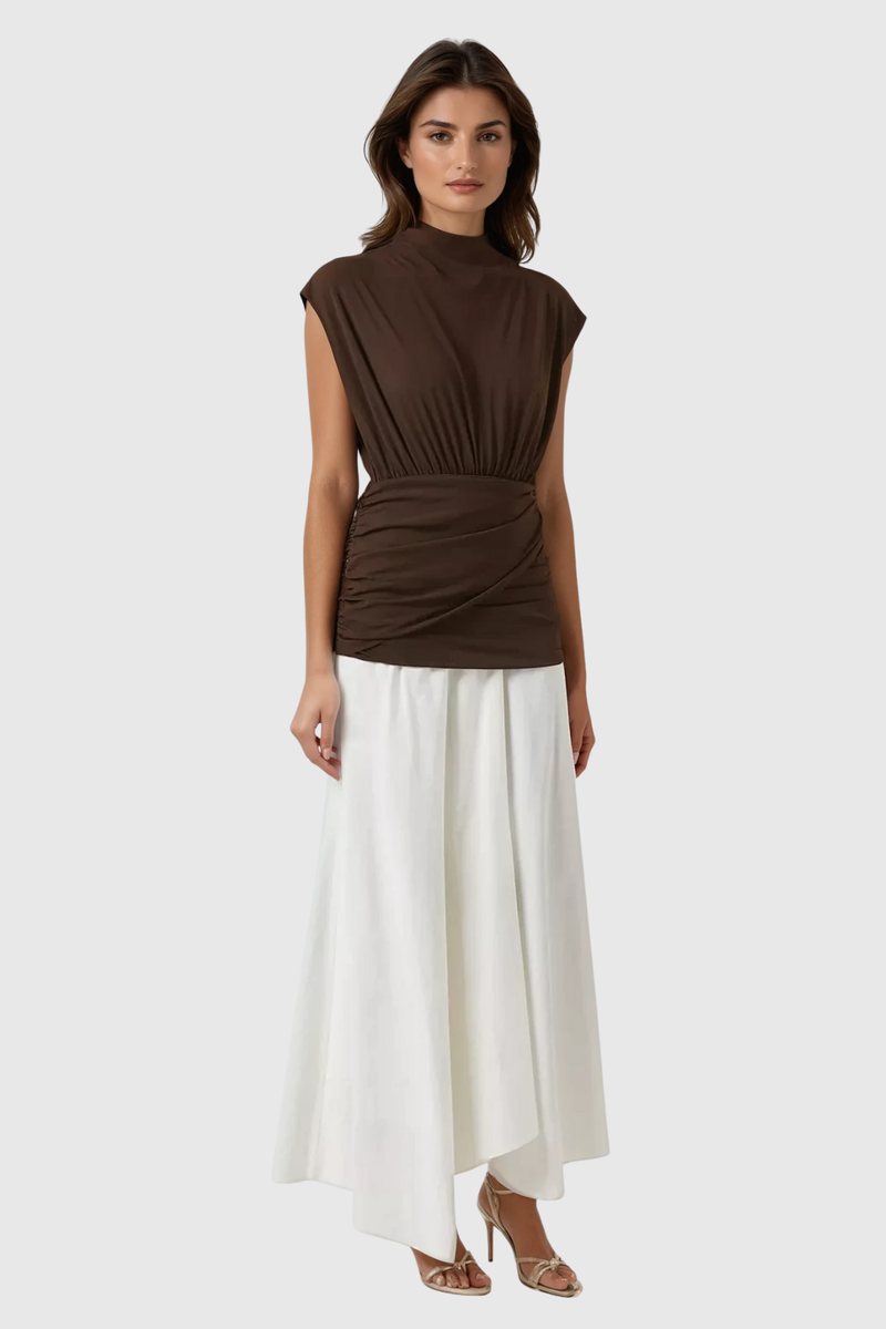 Polished Dress with an Effortless Classic Look