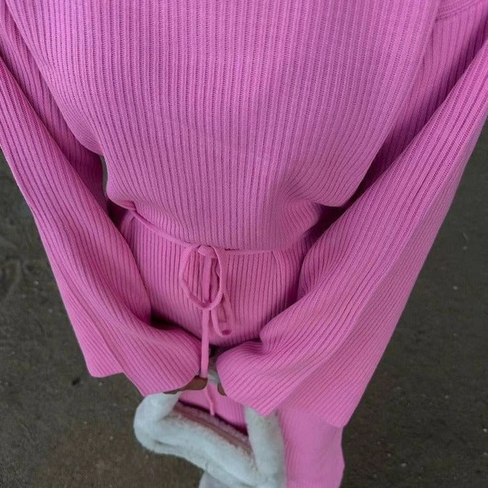 Classic Vintage Sweater with a Flattering Fit