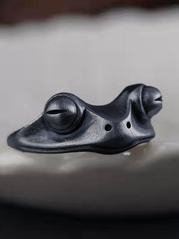 Beautifully Finished Garment in a Timeless Design