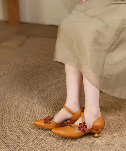 Well Tailored Sandals with a Graceful Silhouette