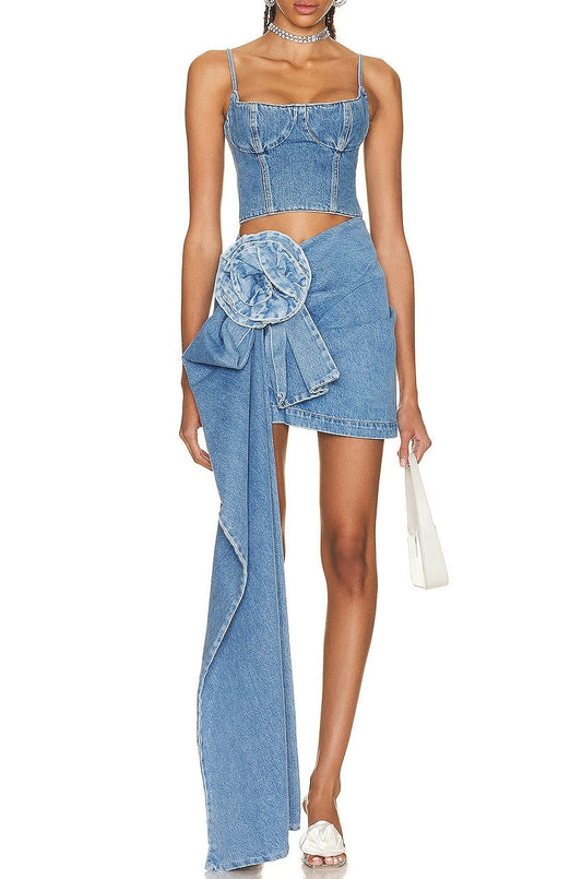 Well Tailored Garment with a Graceful Silhouette