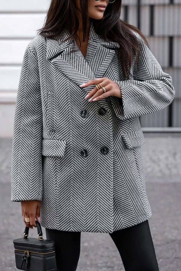 Beautifully Finished Coat in a Timeless Design