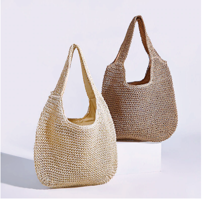 Gracefully Styled Bag for Any Occasion