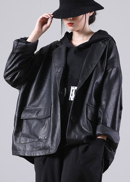 Elegantly Styled Coat for Everyday Wear