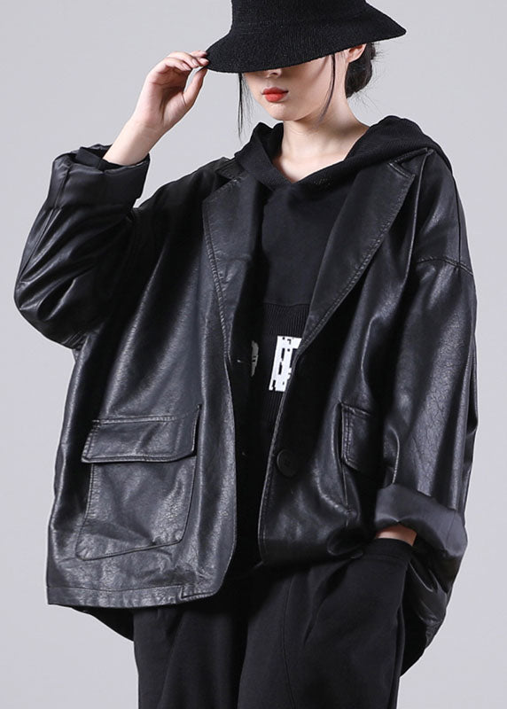 Elegantly Styled Coat for Everyday Wear
