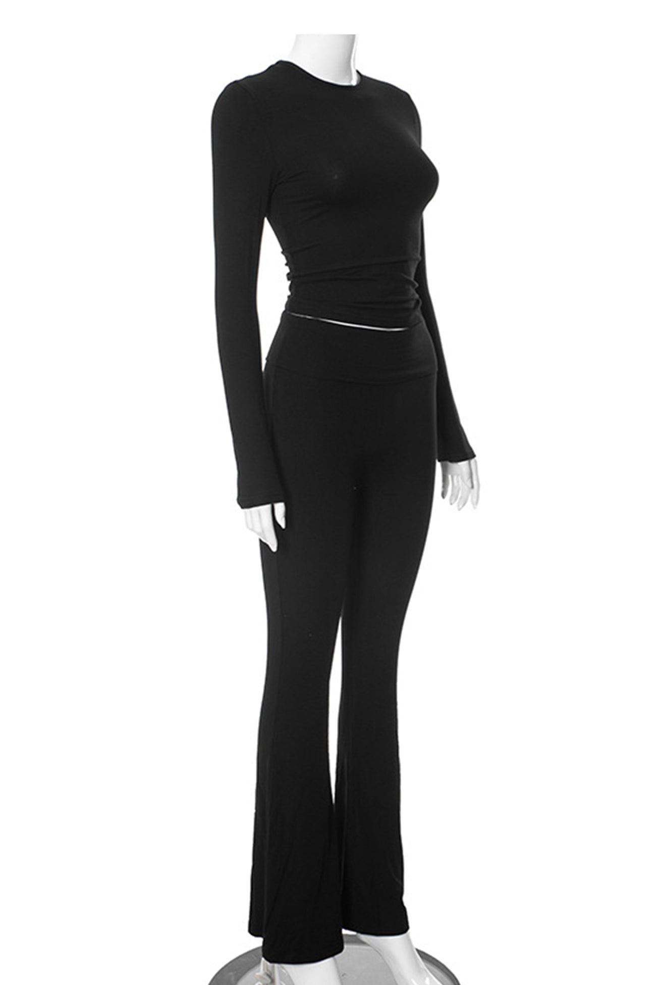 Elegantly Styled Pants for Everyday Wear