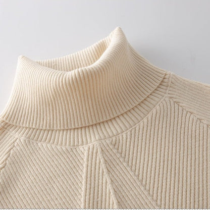 Classic Vintage Sweater with a Flattering Fit