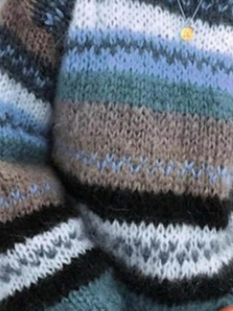 Effortlessly Elegant Sweater with a Timeless Design