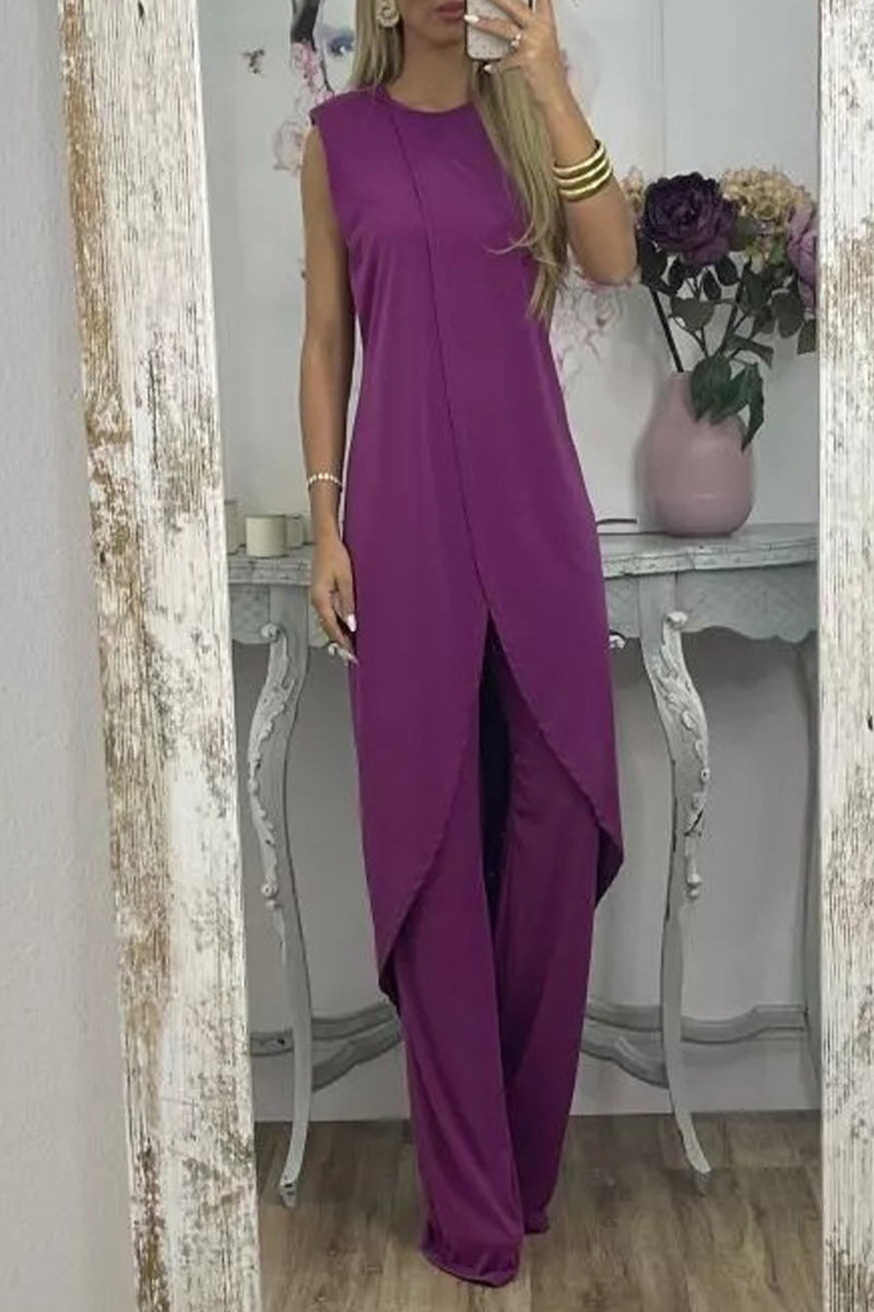 Effortlessly Elegant Garment with a Timeless Design