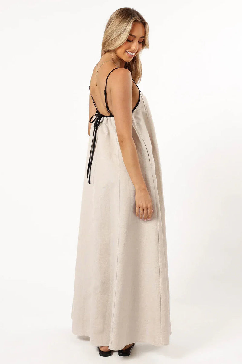Classic Vintage Garment with a Flattering Fit