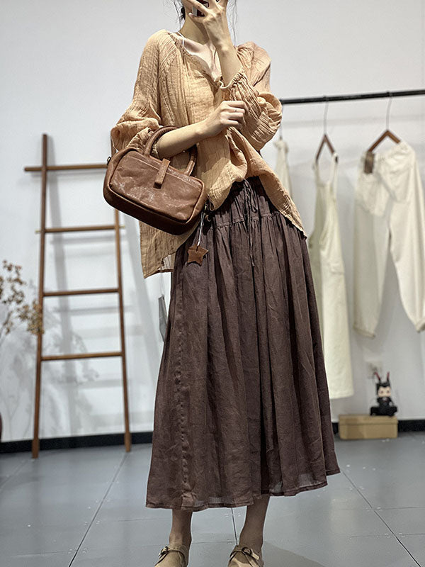 Well Tailored Blouse with a Graceful Silhouette