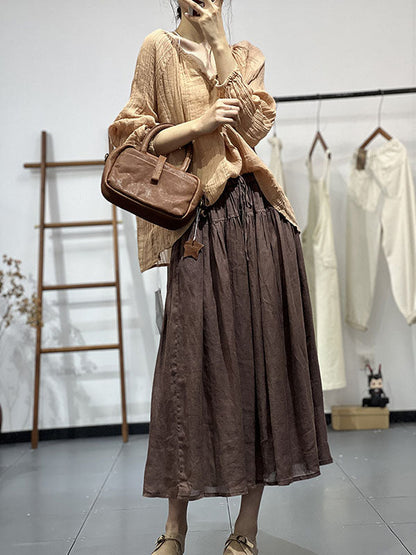 Well Tailored Blouse with a Graceful Silhouette