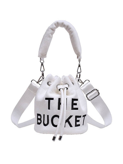 Well Tailored Bag with a Graceful Silhouette