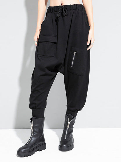 Well Tailored Pants with a Graceful Silhouette