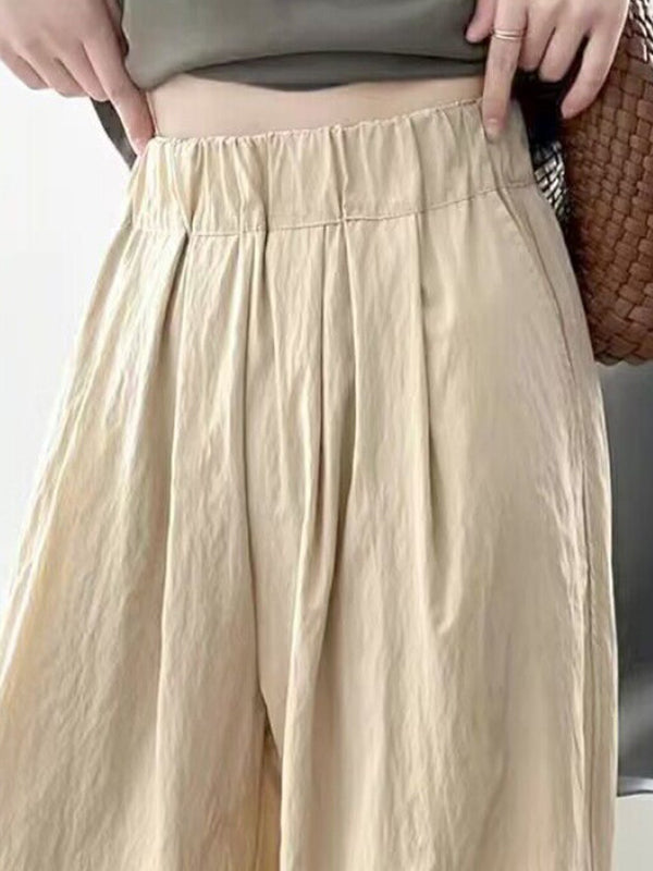 A Vintage Style Pants with Delicate Timeless Details