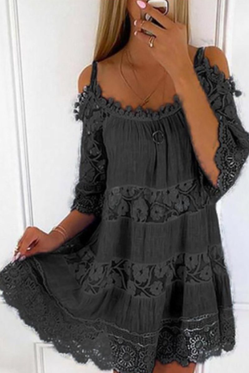 Gracefully Styled Dress for Any Occasion