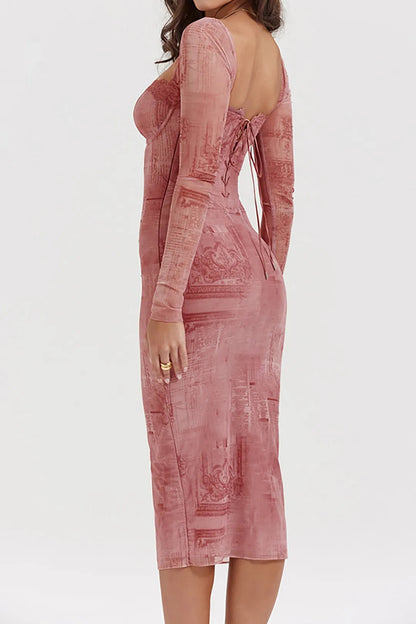 Classic Vintage & Enduringly Stylish Dress