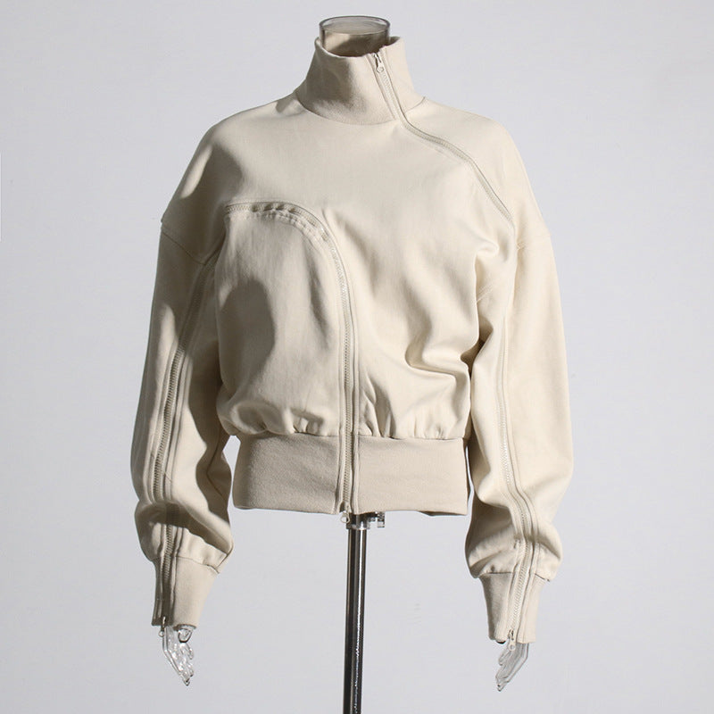 Well Tailored Sweater with a Graceful Silhouette