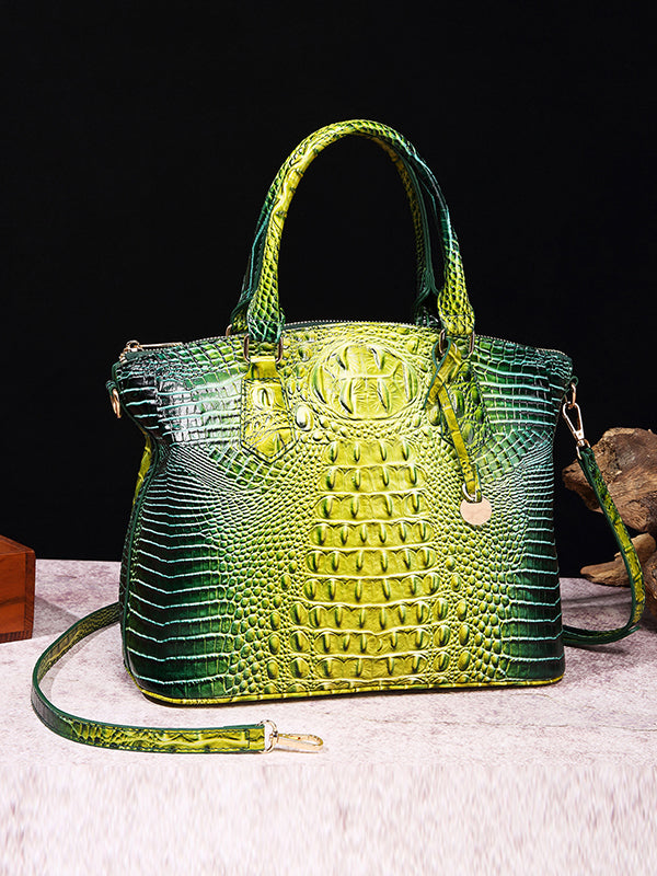 Gracefully Styled Bag for Any Occasion