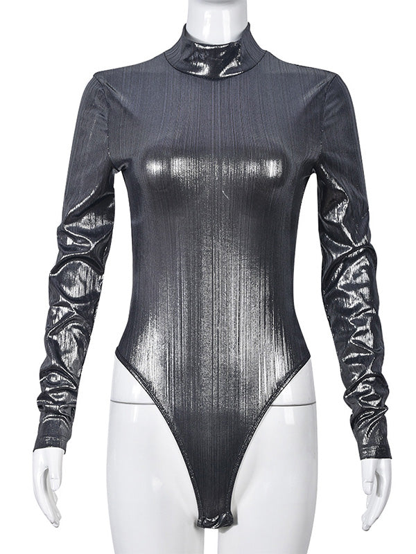 Classic Vintage Garment with a Flattering Fit