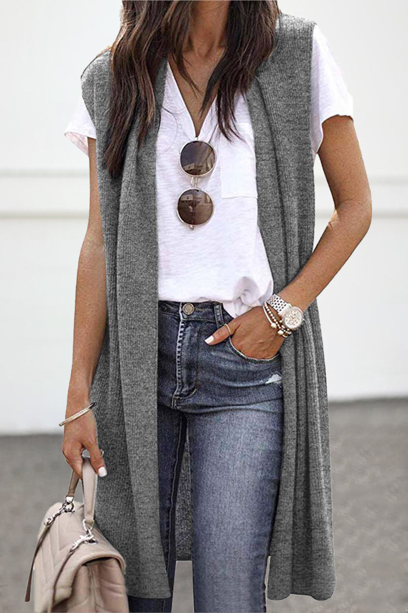 Effortlessly Elegant Cardigan with a Timeless Design
