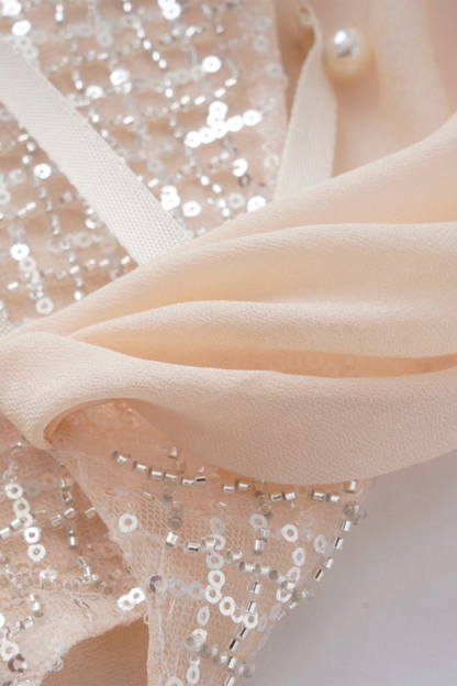 Effortlessly Elegant Top with a Timeless Design