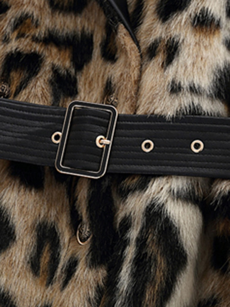 Beautifully Crafted Coat in a Classic Style