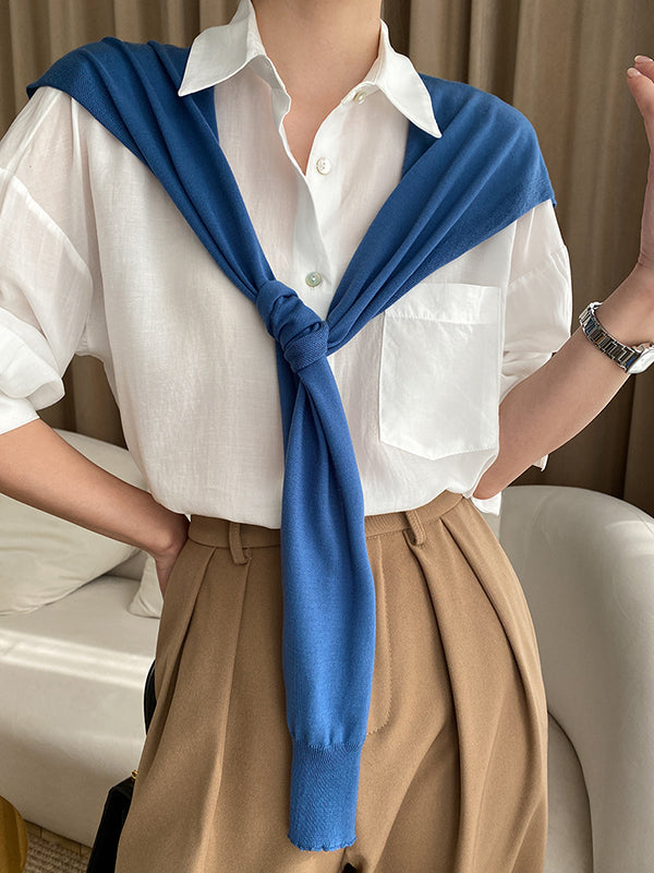 Classic Vintage Blouse with a Flattering Fit