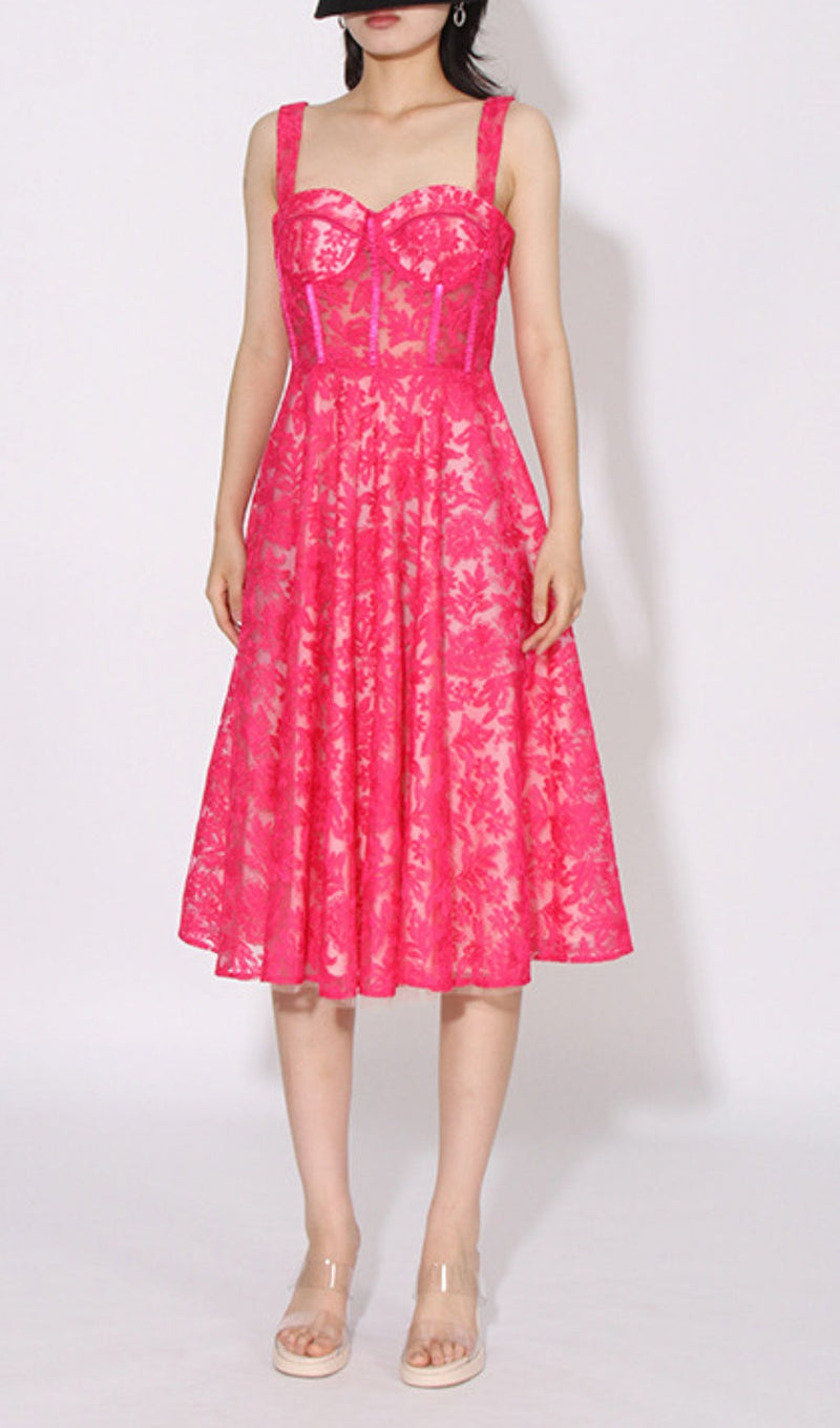 Classic Vintage Dress with a Flattering Fit